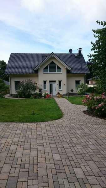 Ferienwohnung Am Waldesrand Sellin  Exteriör bild