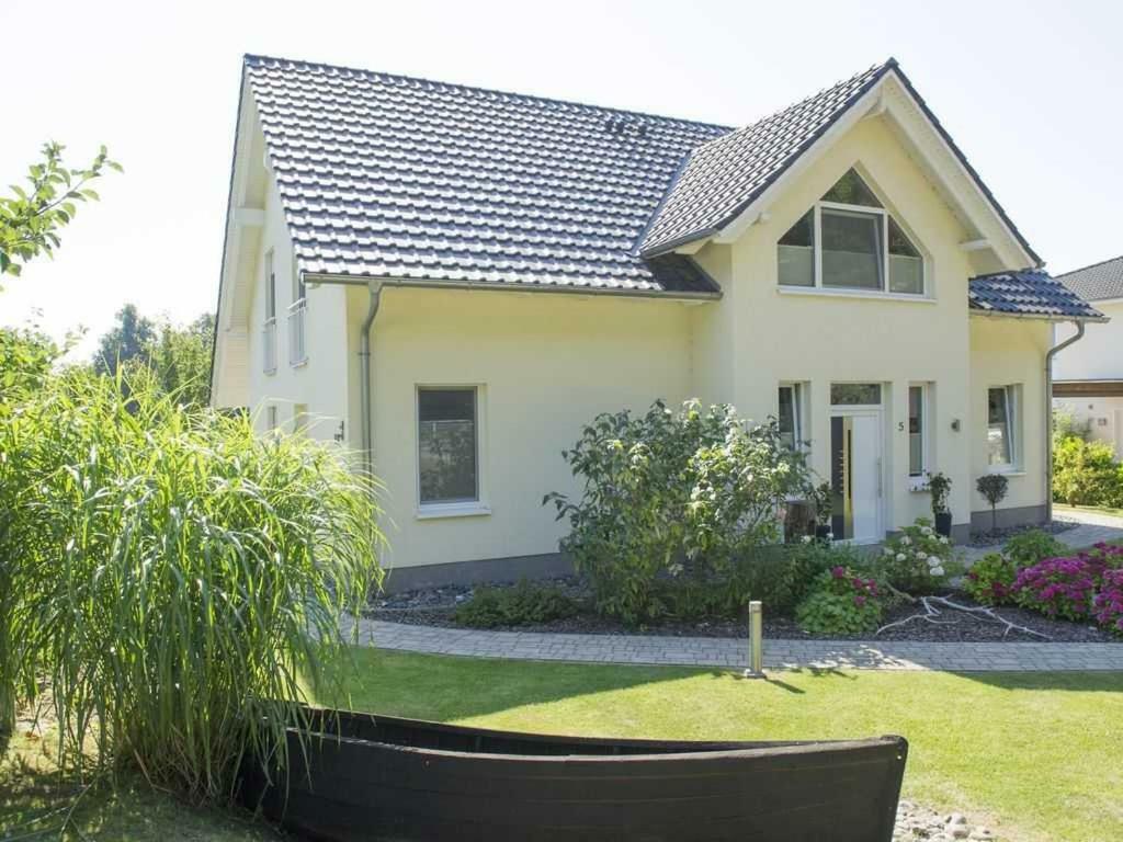 Ferienwohnung Am Waldesrand Sellin  Exteriör bild