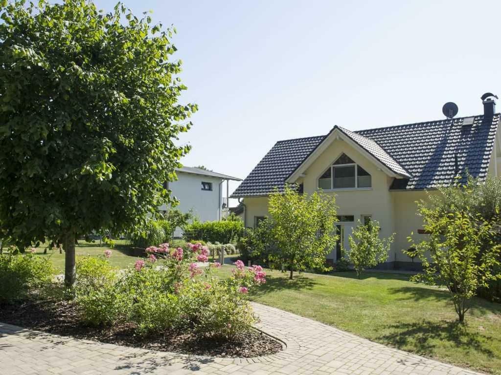 Ferienwohnung Am Waldesrand Sellin  Exteriör bild